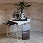 Lighthouse Central 아파트 오미스