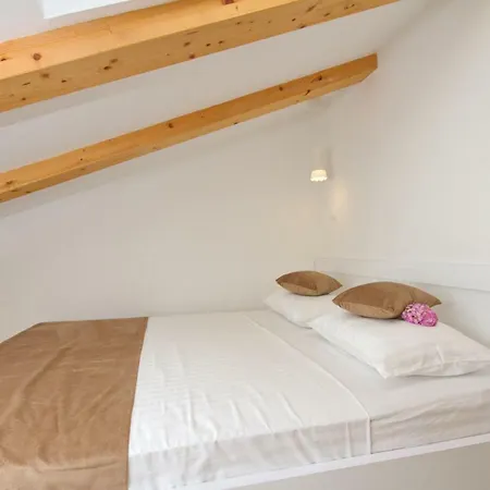 Apartman Lighthouse Central Omis