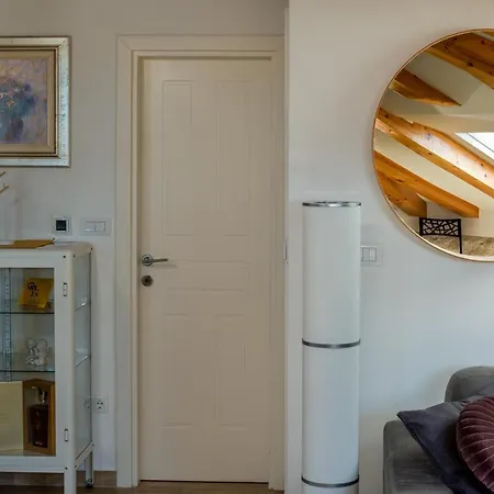 Lighthouse Central Apartment Omis