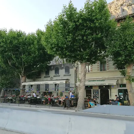 Lighthouse Central * Omiš