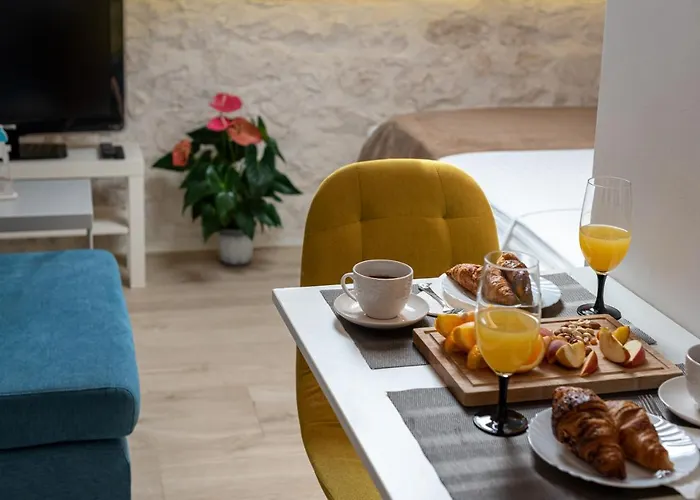 Lighthouse Central *