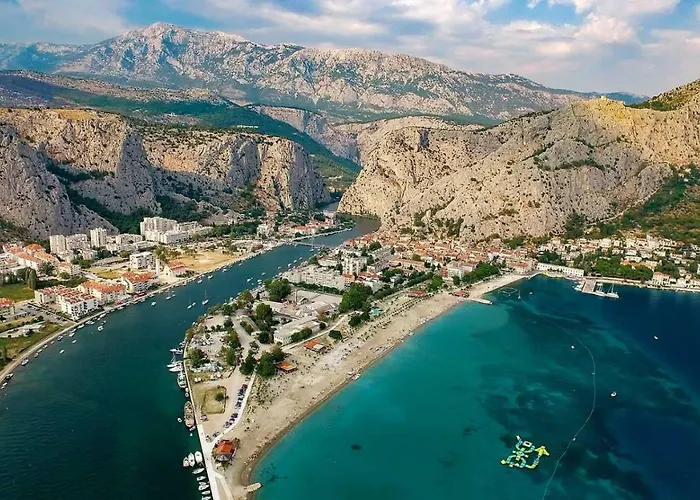 Lighthouse Central Omiš