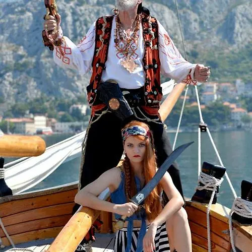 Lighthouse Central Apartament