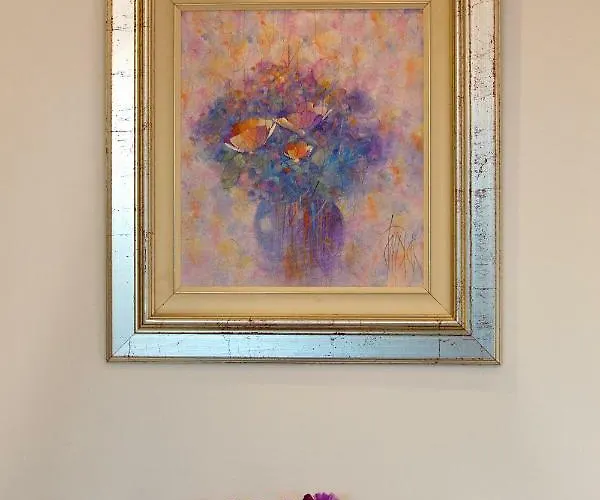 Lighthouse Central * Omiš